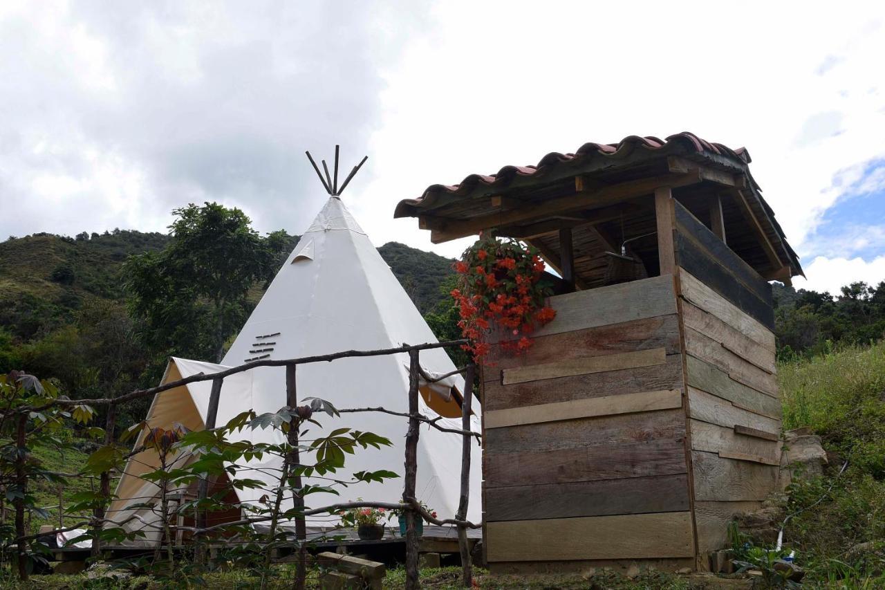 Hostal Las Valkirias Matanza Exteriör bild