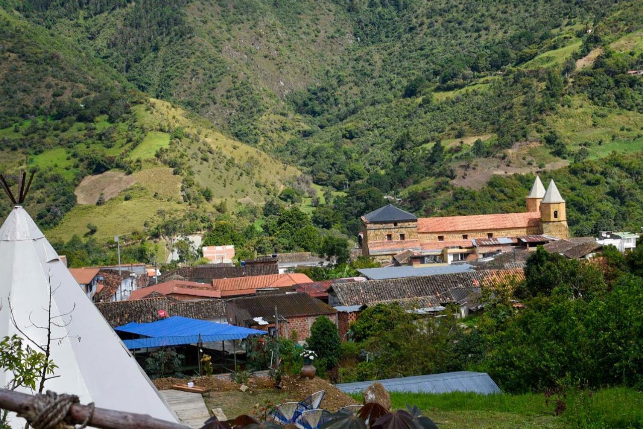 Hostal Las Valkirias Matanza Exteriör bild
