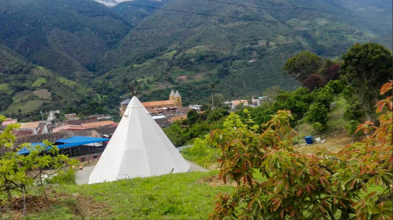 Hostal Las Valkirias Matanza Exteriör bild