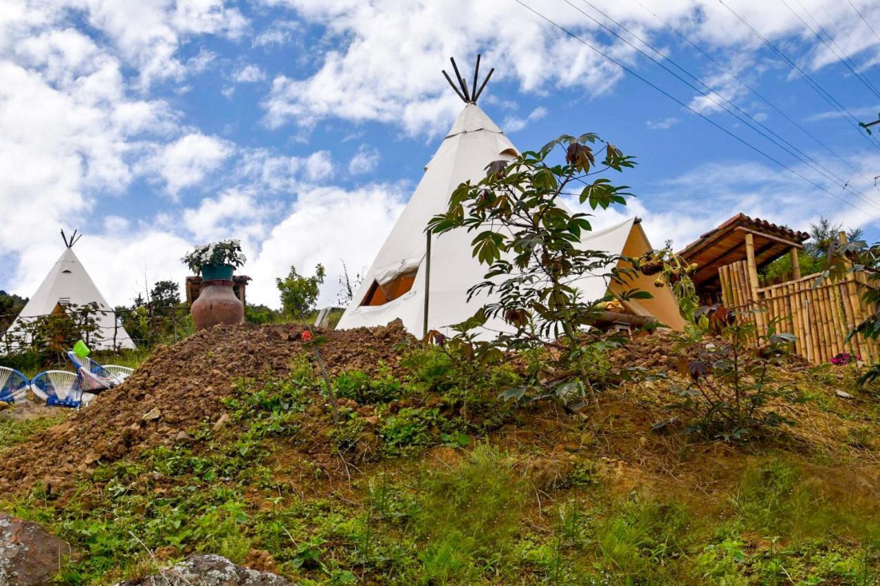 Hostal Las Valkirias Matanza Exteriör bild
